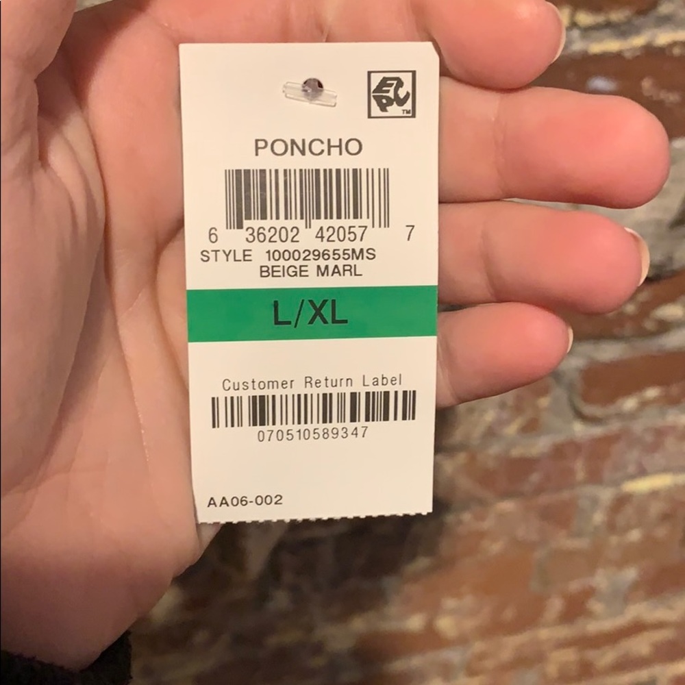 Cute Poncho - Picture 4 of 6